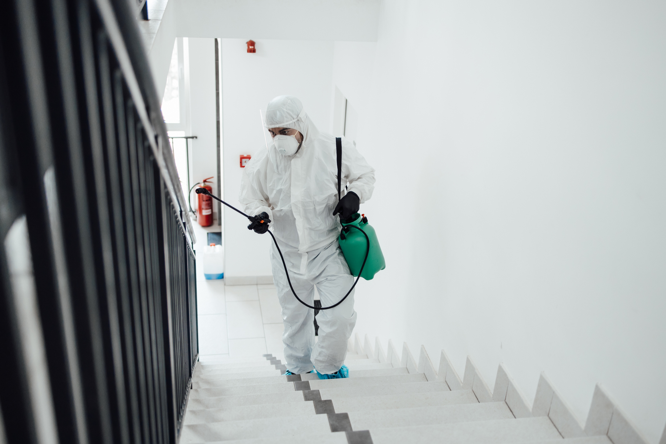 Spraying, disinfection and decontamination